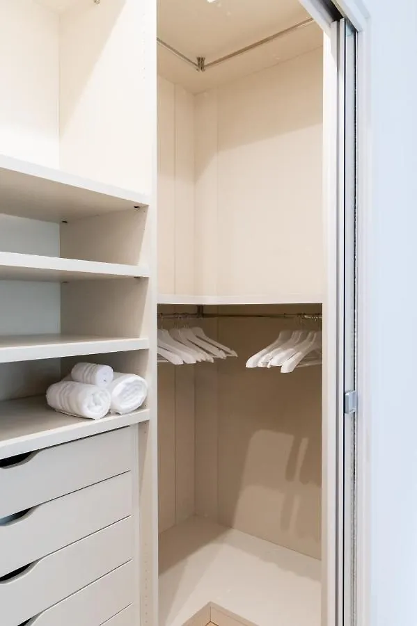 Ross Quadrell - Milano Apartment  Milan